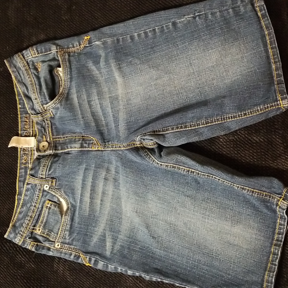 Justice Jean Shorts Size 29" : SZB